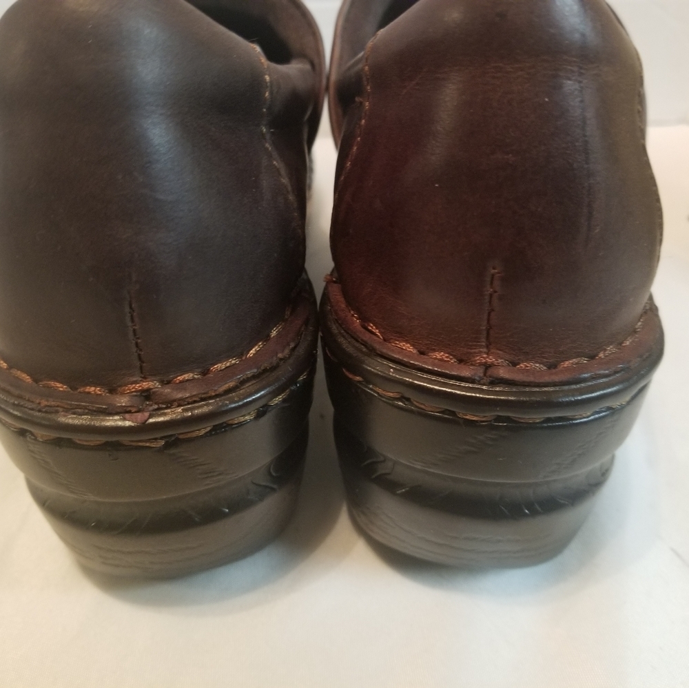 B O C Clogs Size 9 - image 5